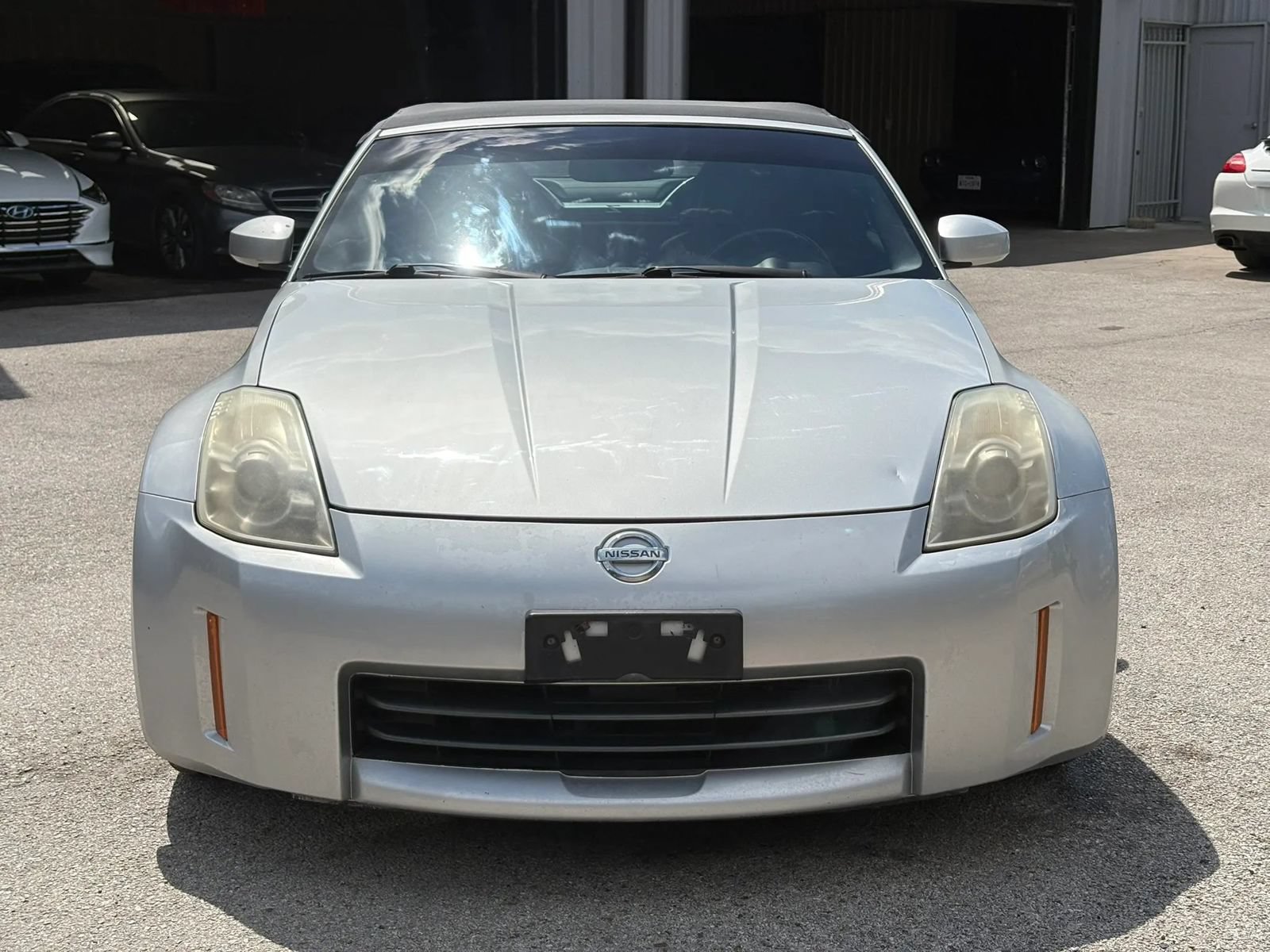 Used 2006 Nissan 350Z Touring RWD image 11