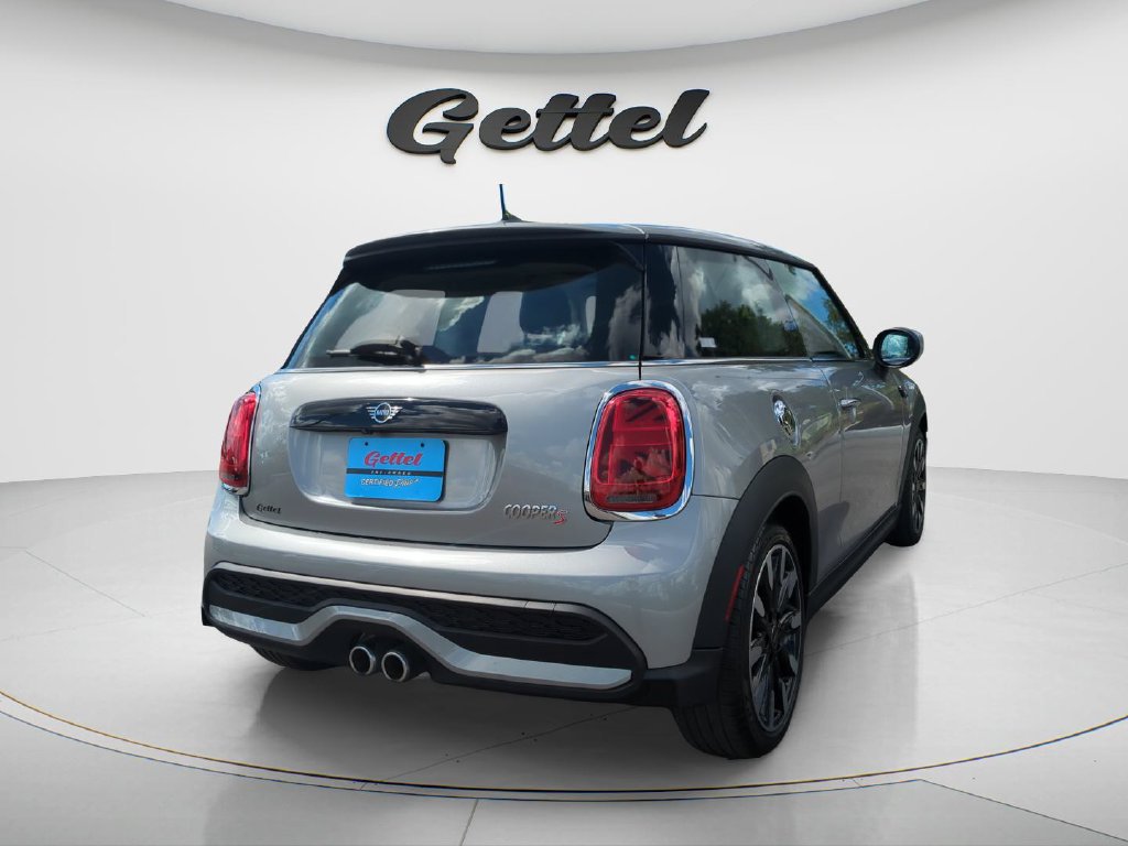 Used 2024 MINI Cooper S w/ Signature Upholstery Package FWD image 5
