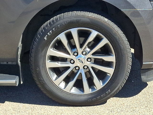 Used 2018 Ford Expedition Limited AWD/4WD image 8