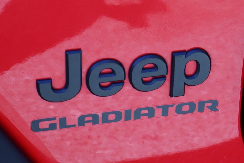 Used 2022 Jeep Gladiator Sport image 46