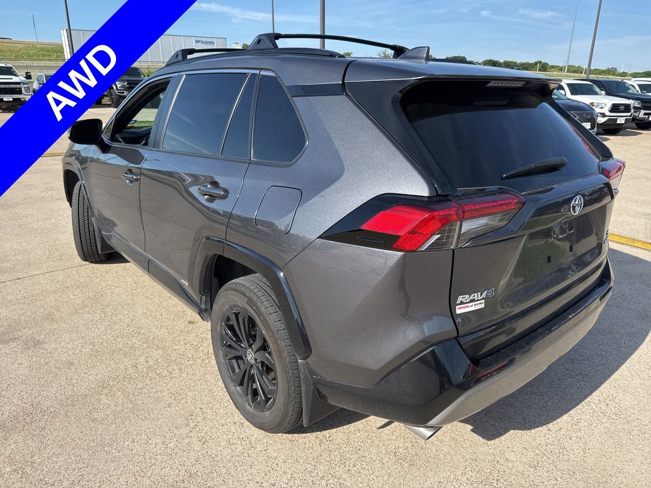 Used 2024 Toyota RAV4 SE AWD/4WD image 8