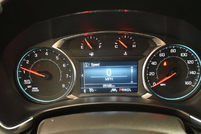 Used 2024 Chevrolet Equinox LT w/ LPO, Cargo Package FWD image 9