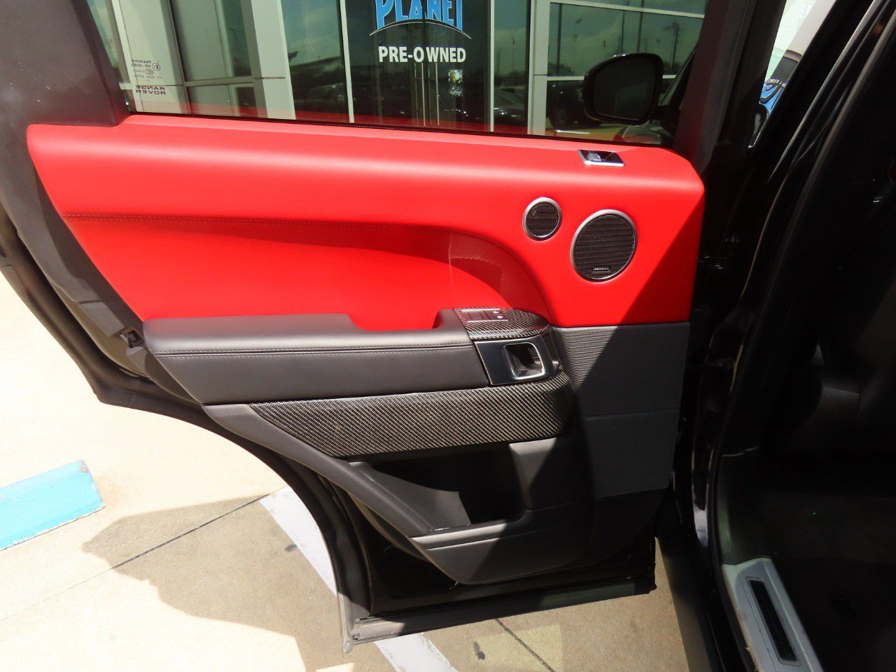 Used 2021 Land Rover Range Rover Sport SVR Carbon Edition image 23