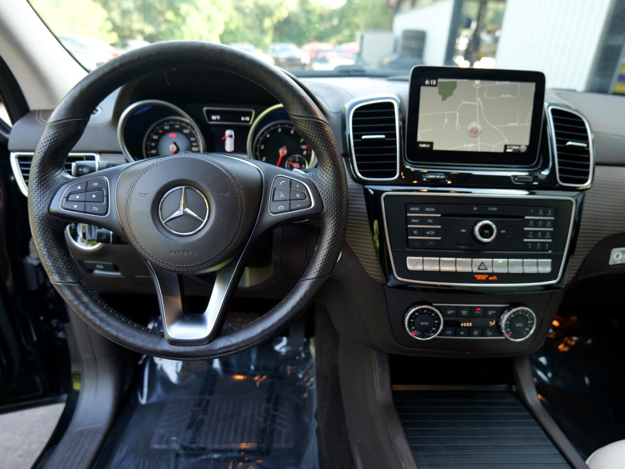 Used 2019 Mercedes-Benz GLS 450 4MATIC w/ Grand Edition Package image 19
