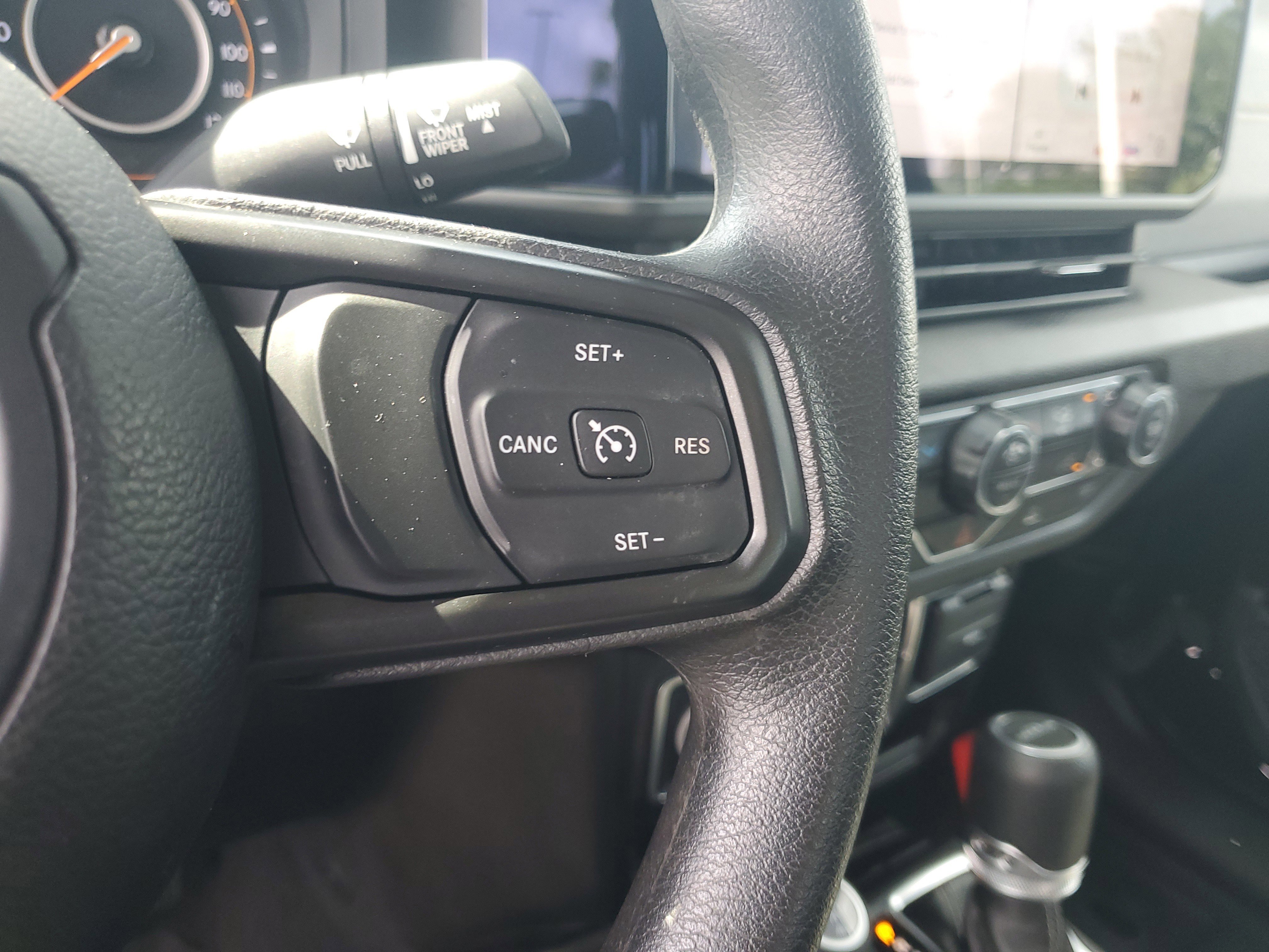 Used 2026 Jeep Gladiator Sport AWD/4WD image 15