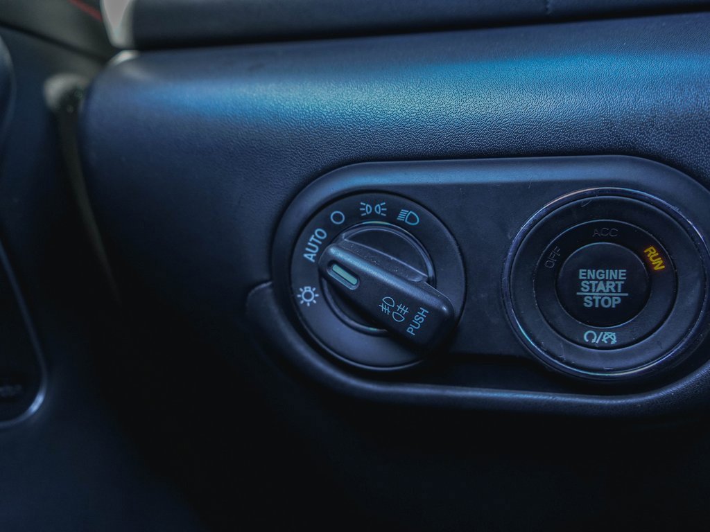 Used 2019 Maserati Levante image 19