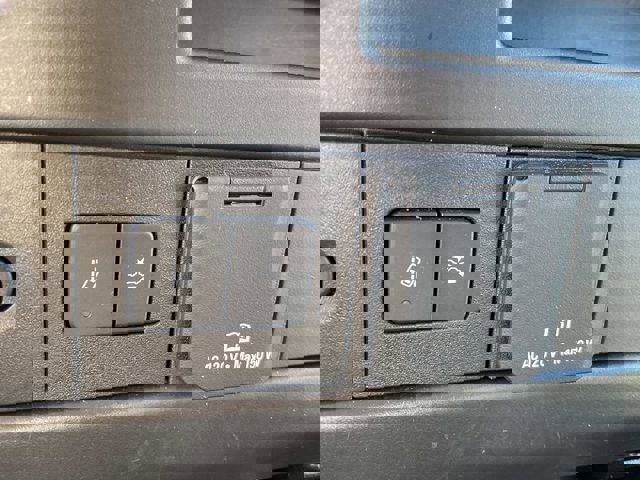 Used 2025 Chevrolet Express 3500 LT w/ LT Preferred Equipment Group image 29