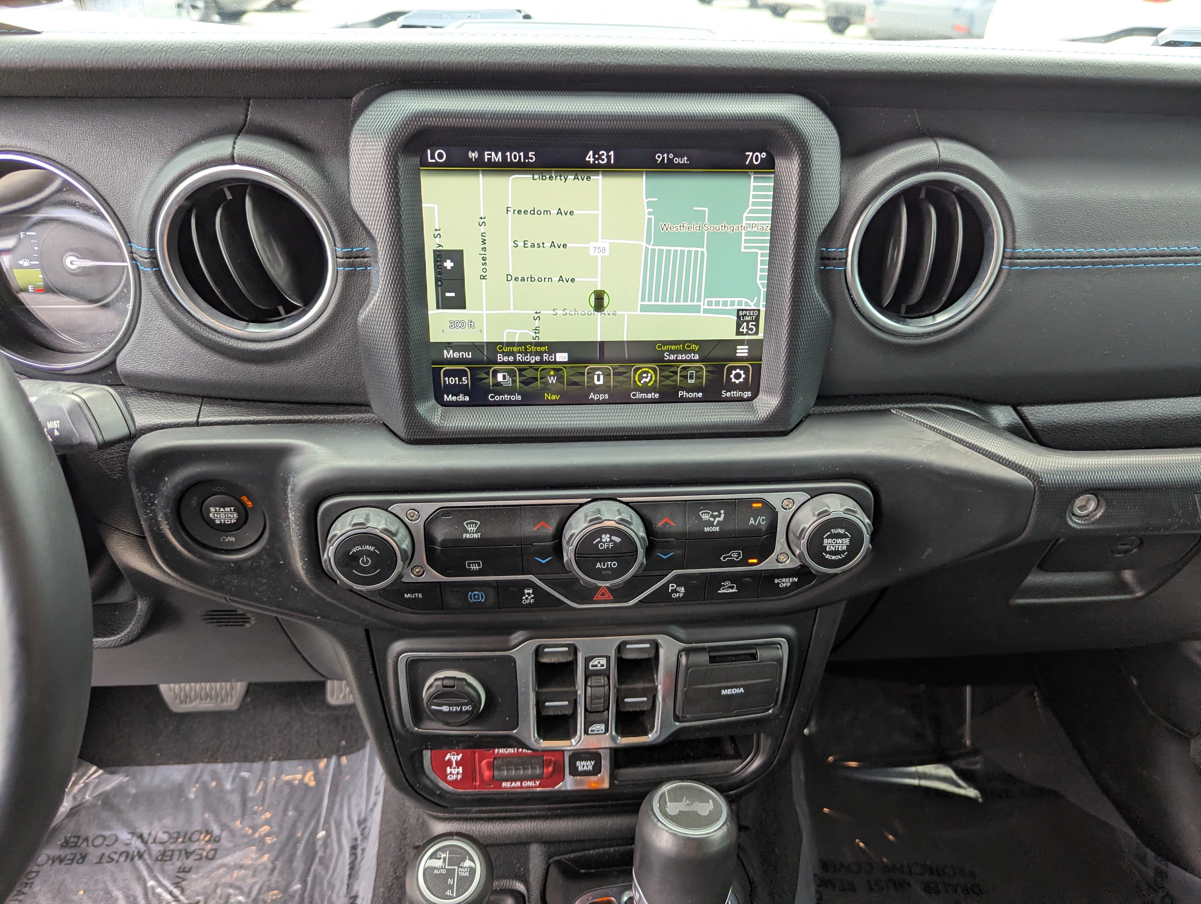 Used 2021 Jeep Wrangler Unlimited Rubicon 4xe w/ Safety Group AWD/4WD image 24