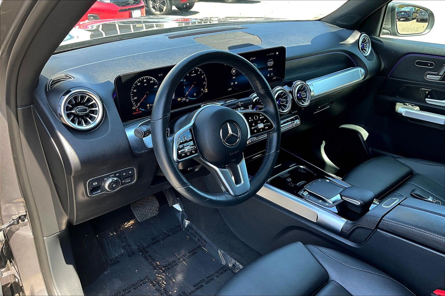 Used 2023 Mercedes-Benz GLB 250 4MATIC image 13
