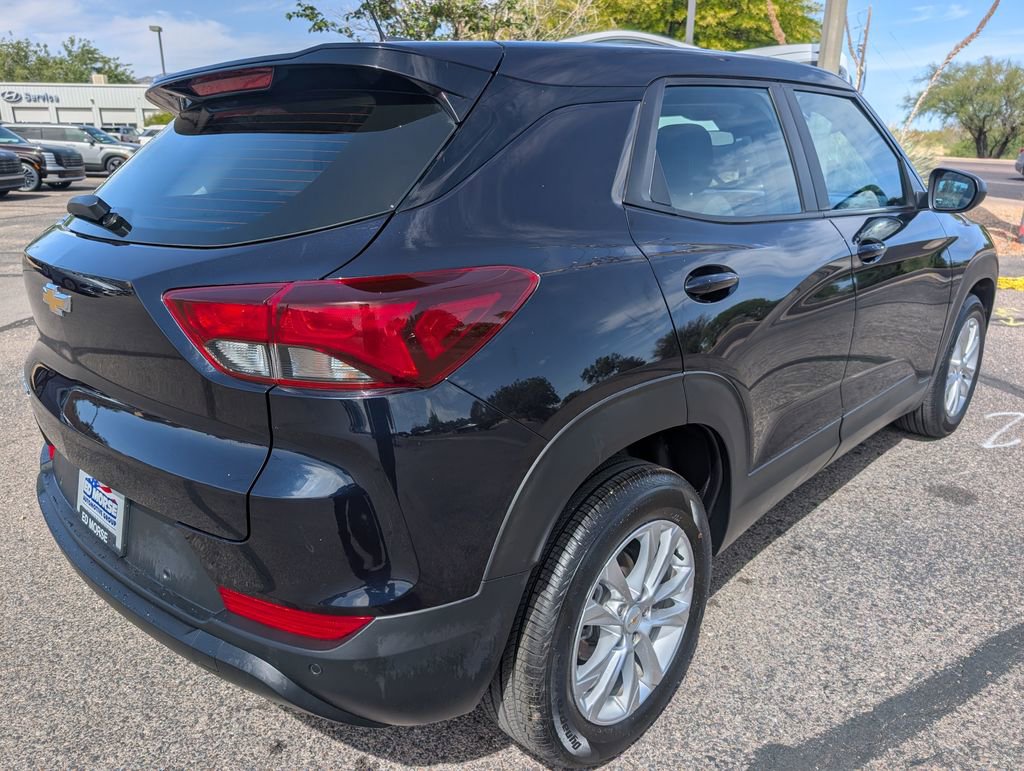 Used 2021 Chevrolet TrailBlazer LS FWD image 5