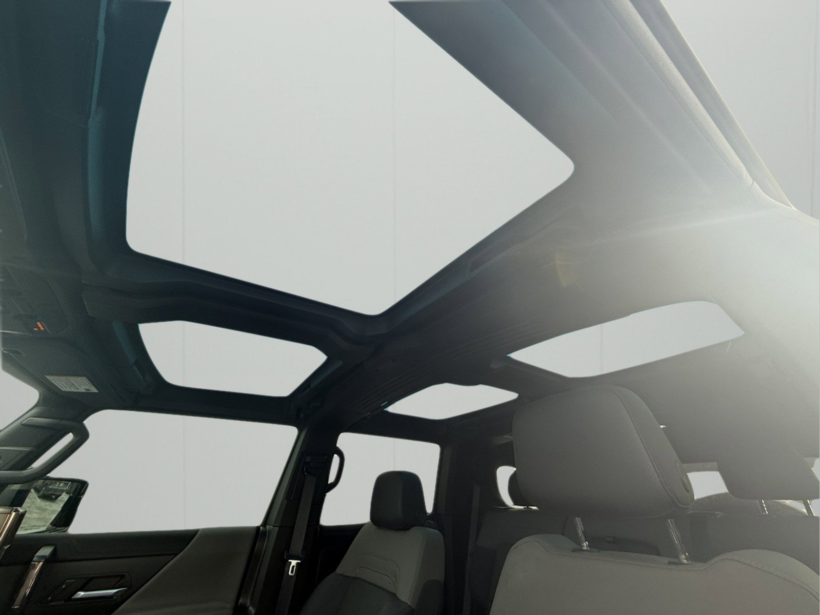 Used 2024 GMC Hummer EV 3X w/ LPO, Cargo Utility Package image 10