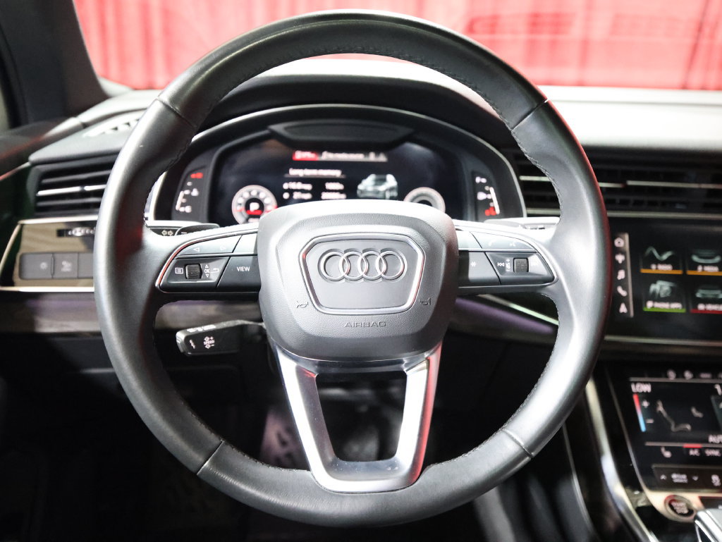 Used 2021 Audi Q7 2.0T Premium w/ Convenience Package AWD/4WD image 16