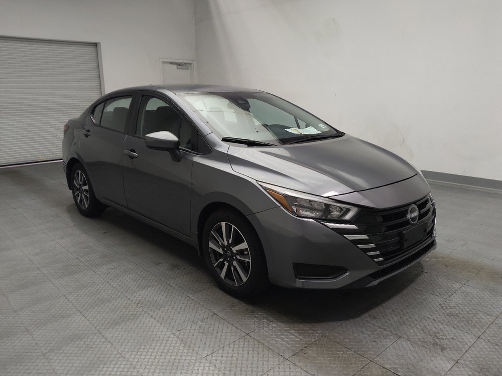 Used 2025 Nissan Versa SV w/ Trunk Package FWD image 13