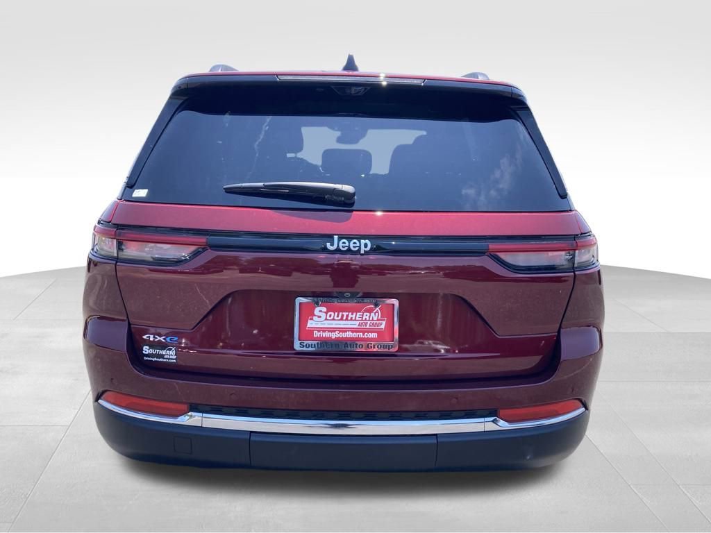 New 2024 Jeep Grand Cherokee Limited 4xe w/ Luxury Tech Group II image 4