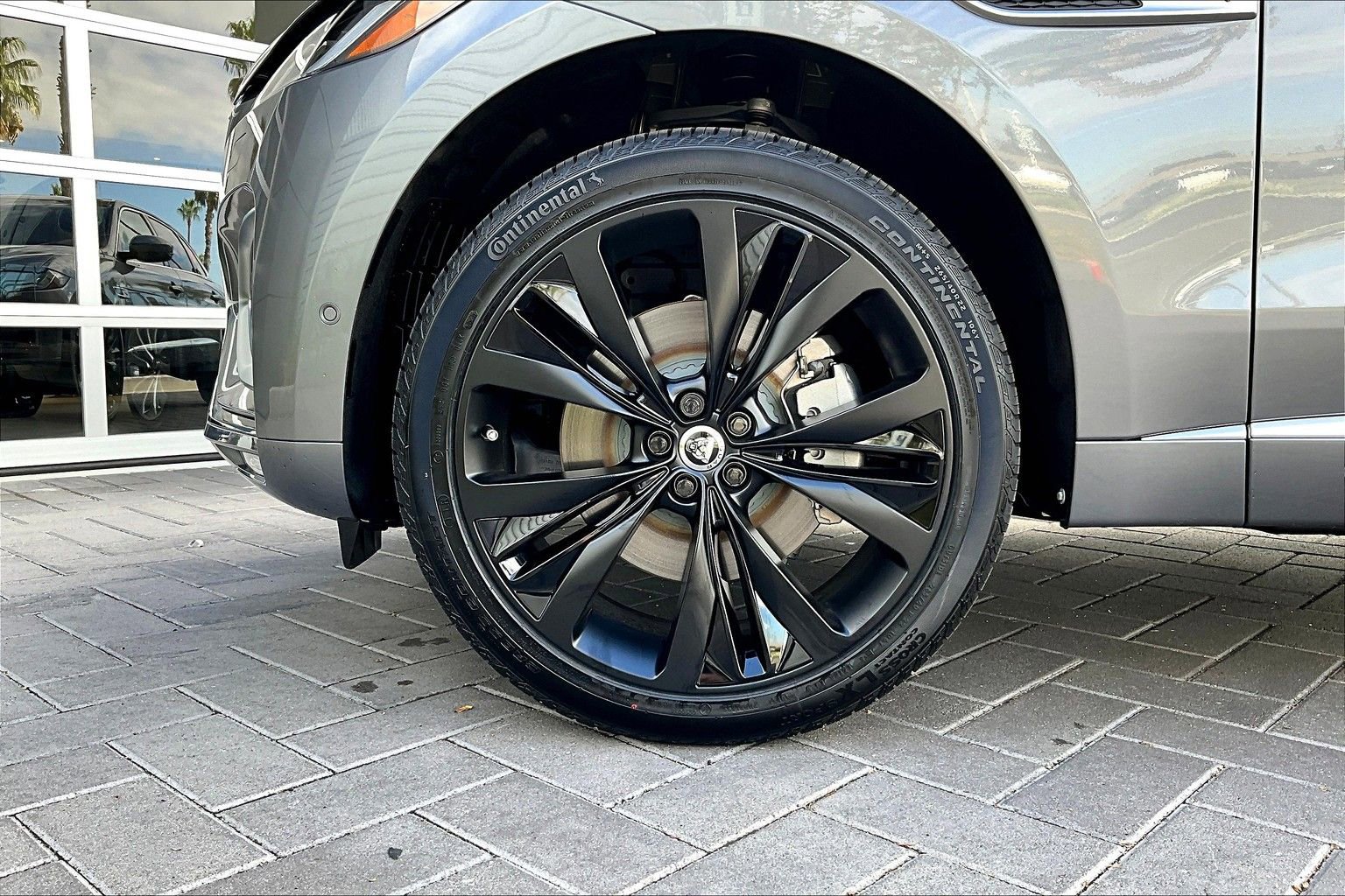 New 2026 Jaguar F-PACE R-Dynamic S image 12