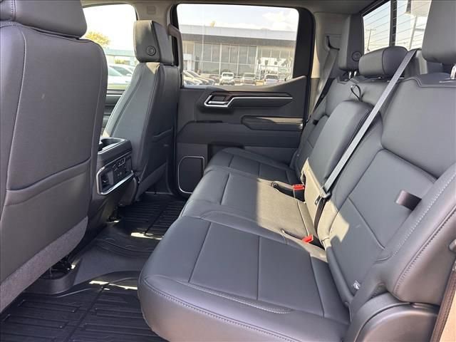 New 2026 GMC Sierra 1500 SLT w/ SLT Premium Plus Package AWD/4WD image 22