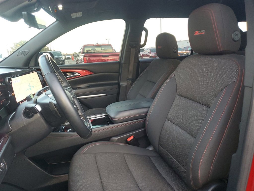 Certified 2024 Chevrolet Traverse Z71 w/ Enhanced Driving Package image 19