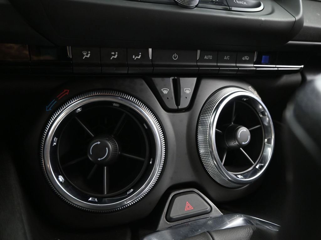 Used 2024 Chevrolet Camaro LT w/ RS Package image 34