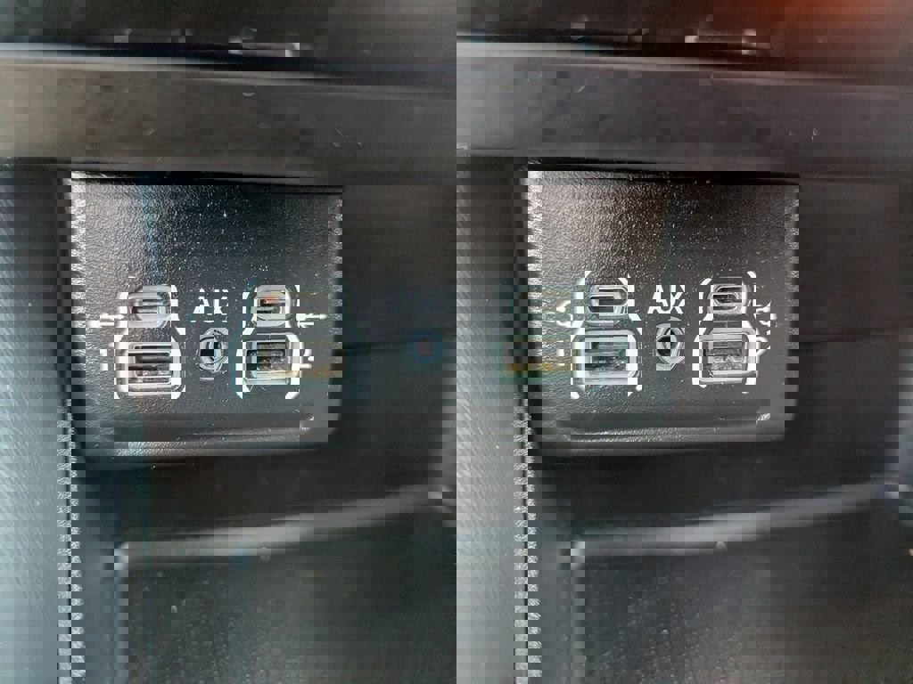 Used 2024 Dodge Durango GT image 24