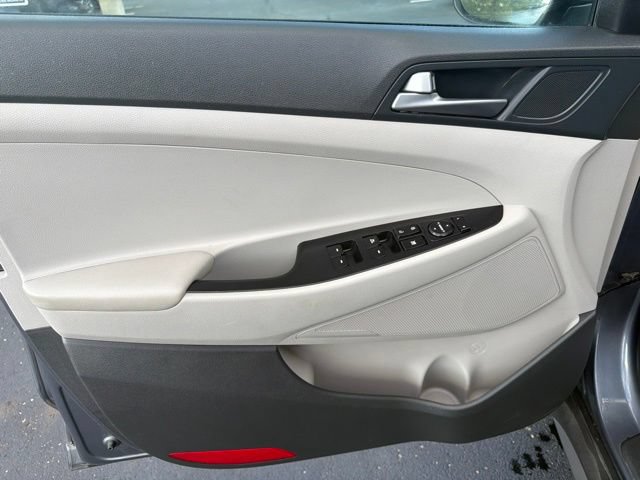 Used 2017 Hyundai Tucson Eco w/ Cargo Package FWD image 22