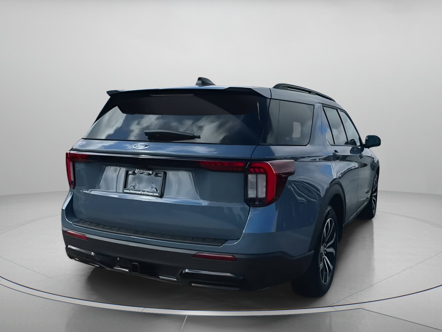 New 2026 Ford Explorer ST-Line image 29