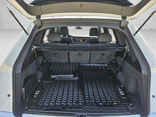 Used 2025 Audi Q7 3.0T Premium Plus w/ Premium Plus Package AWD/4WD image 22