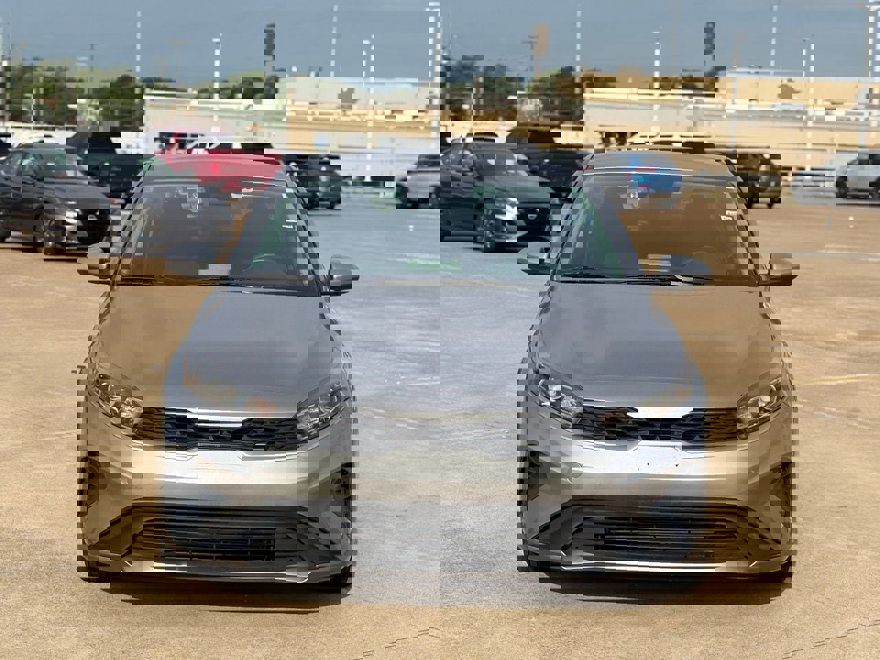 Used 2022 Kia Forte LXS FWD image 2