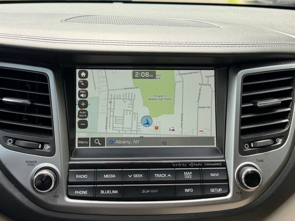 Used 2017 Hyundai Tucson SE Plus AWD/4WD image 19