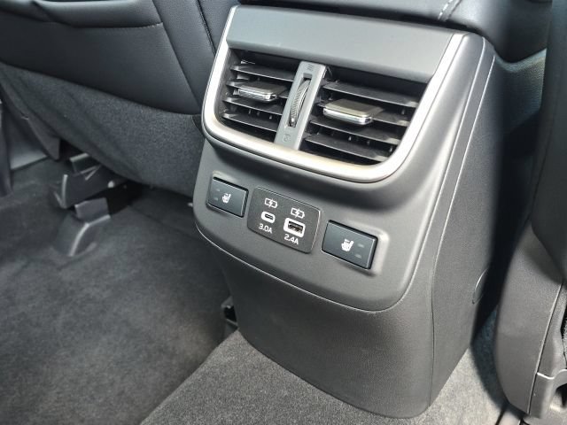 Used 2025 Subaru Outback Touring XT AWD/4WD image 19
