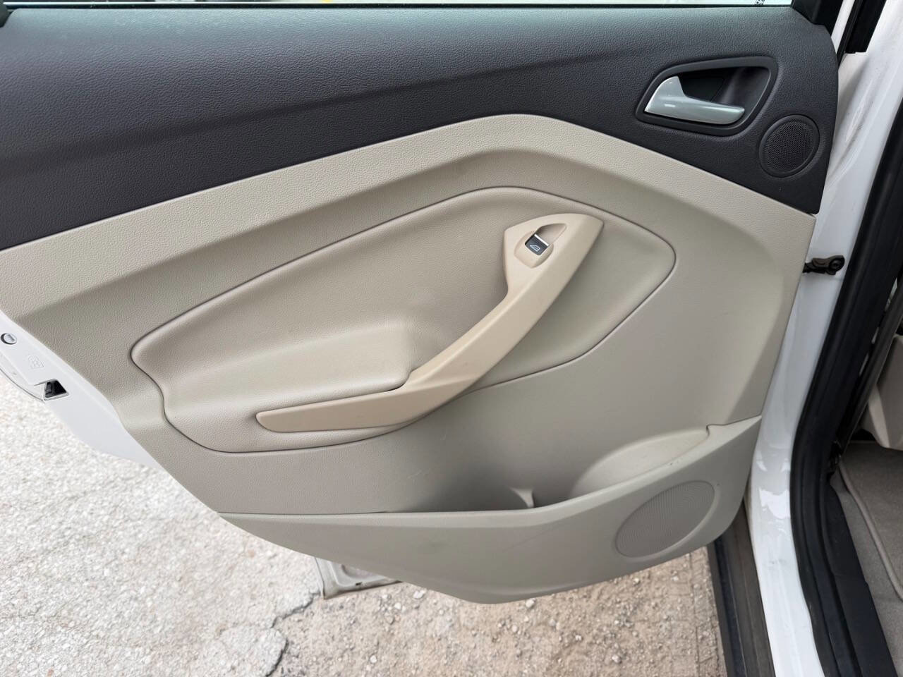 Used 2013 Ford C-MAX SEL image 15