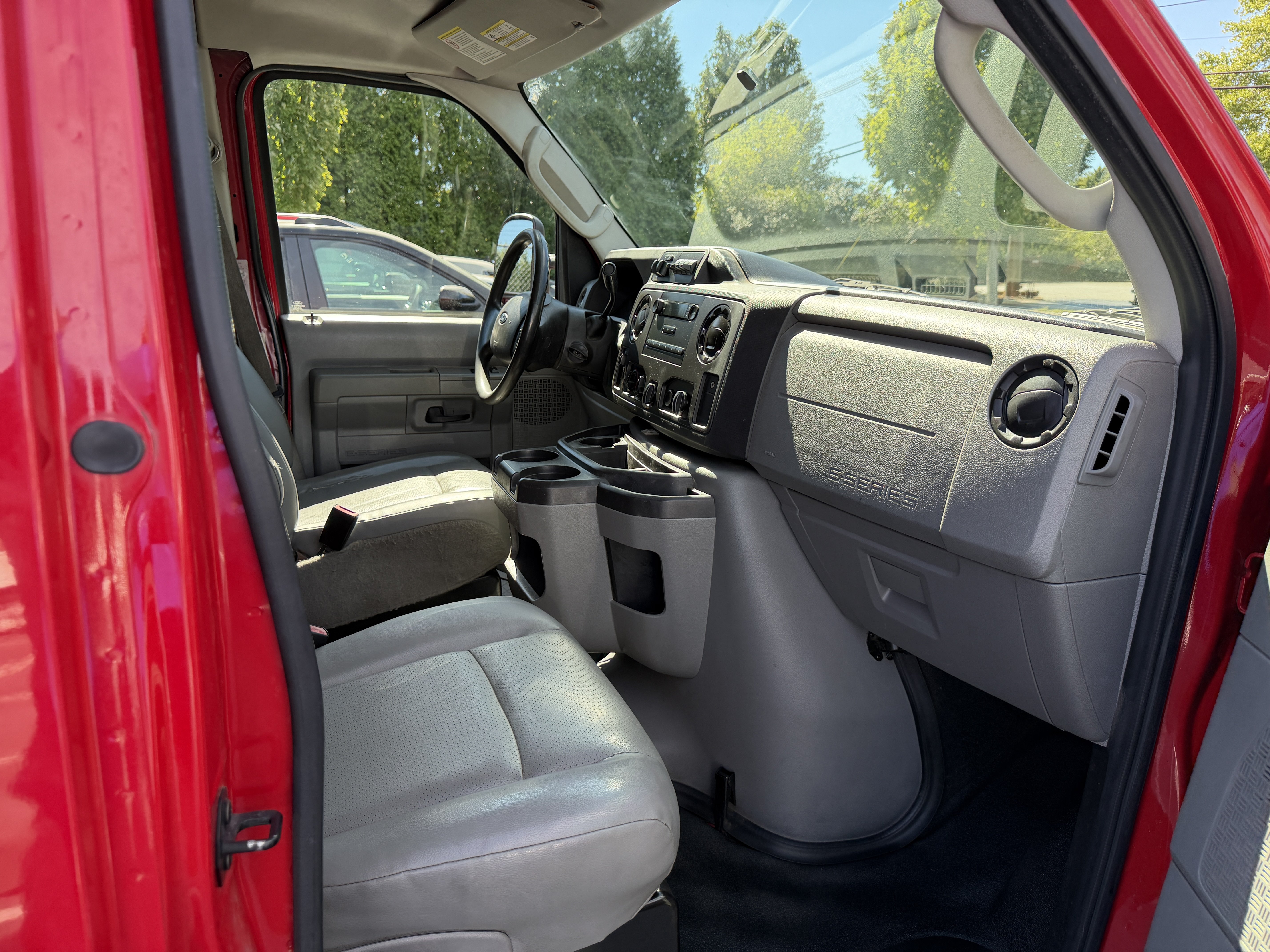 Used 2014 Ford E-350 and Econoline 350 Super Duty w/ Power Windows & Locks Group RWD image 28