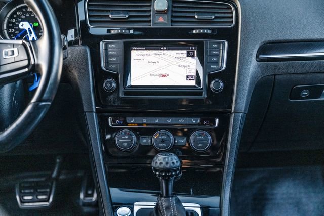 Used 2015 Volkswagen Golf R 4-Door image 76