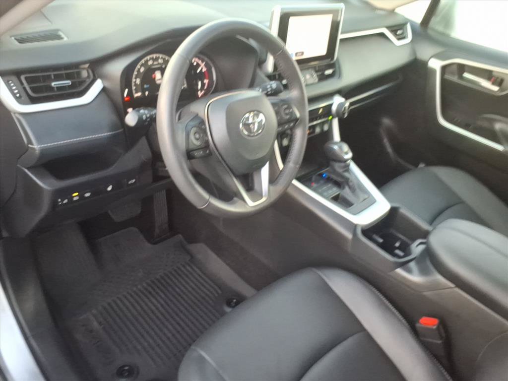 Used 2025 Toyota RAV4 XLE Premium w/ Weather Package AWD/4WD image 6