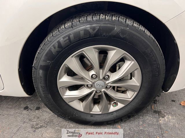 Used 2020 Kia Sedona LX image 19