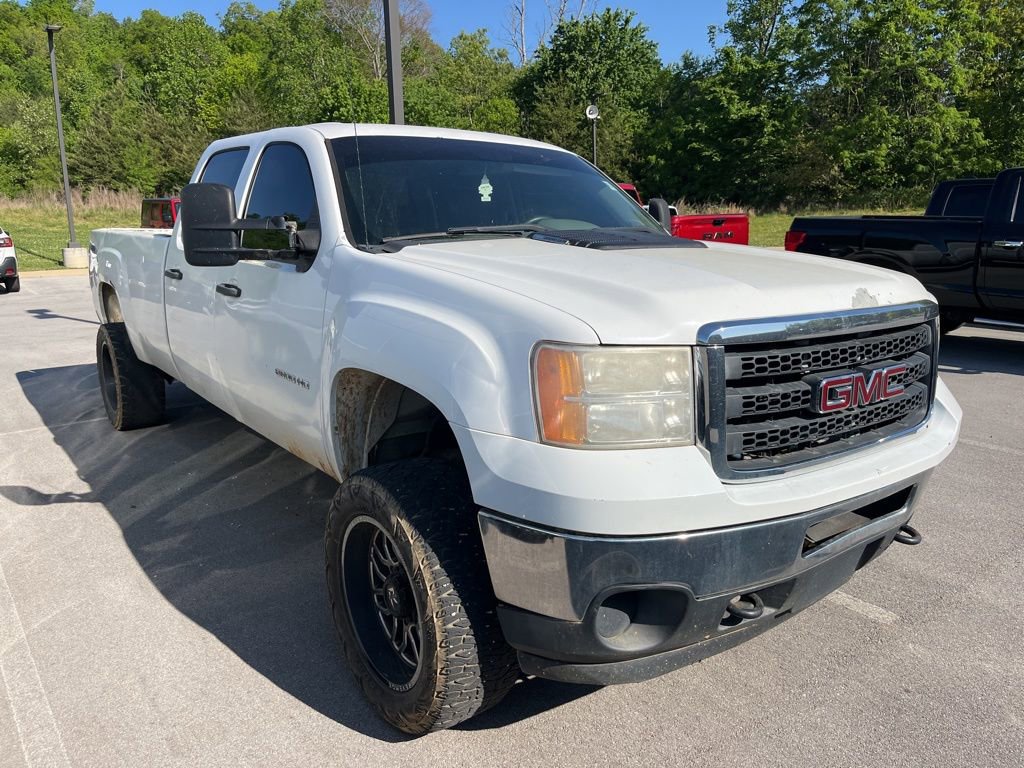 Used 2014 GMC Sierra 2500 W/T AWD/4WD image 2