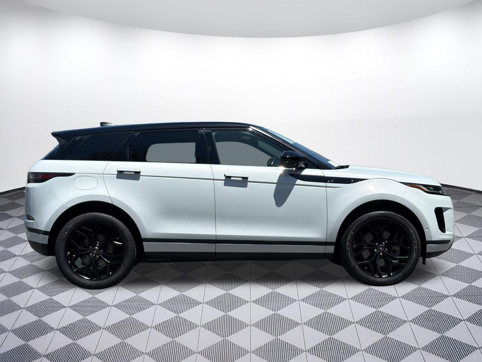 Used 2020 Land Rover Range Rover Evoque SE AWD/4WD image 8