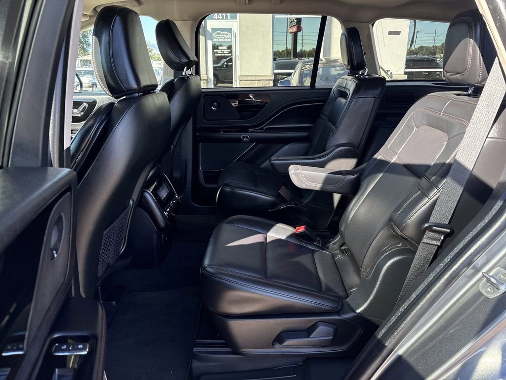 Used 2023 Lincoln Aviator Reserve image 29