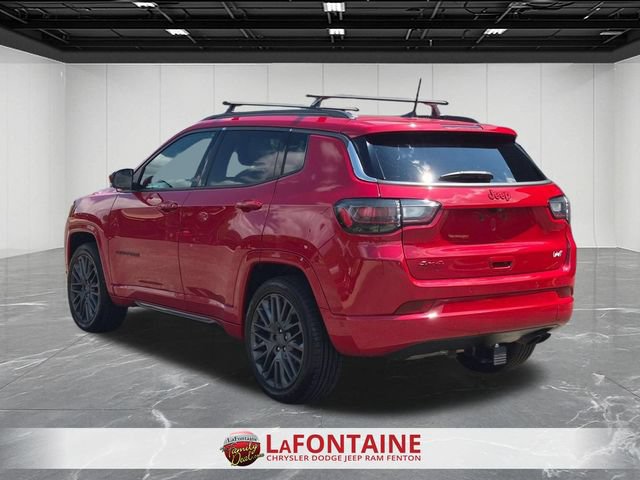 Certified 2022 Jeep Compass Limited w/ (RED) Package AWD/4WD image 3