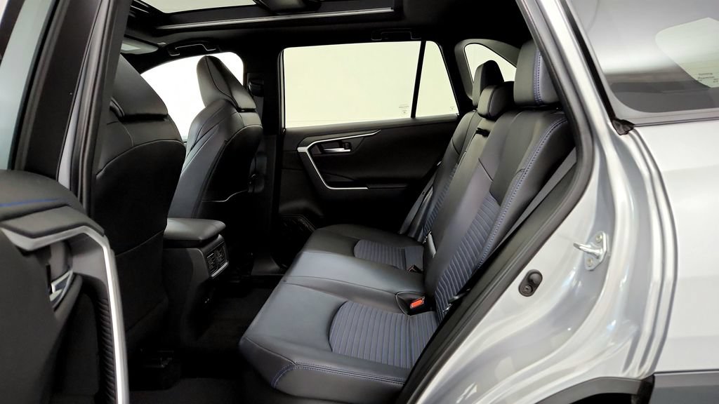 Used 2024 Toyota RAV4 XSE w/ Advanced Technology Package AWD/4WD image 21