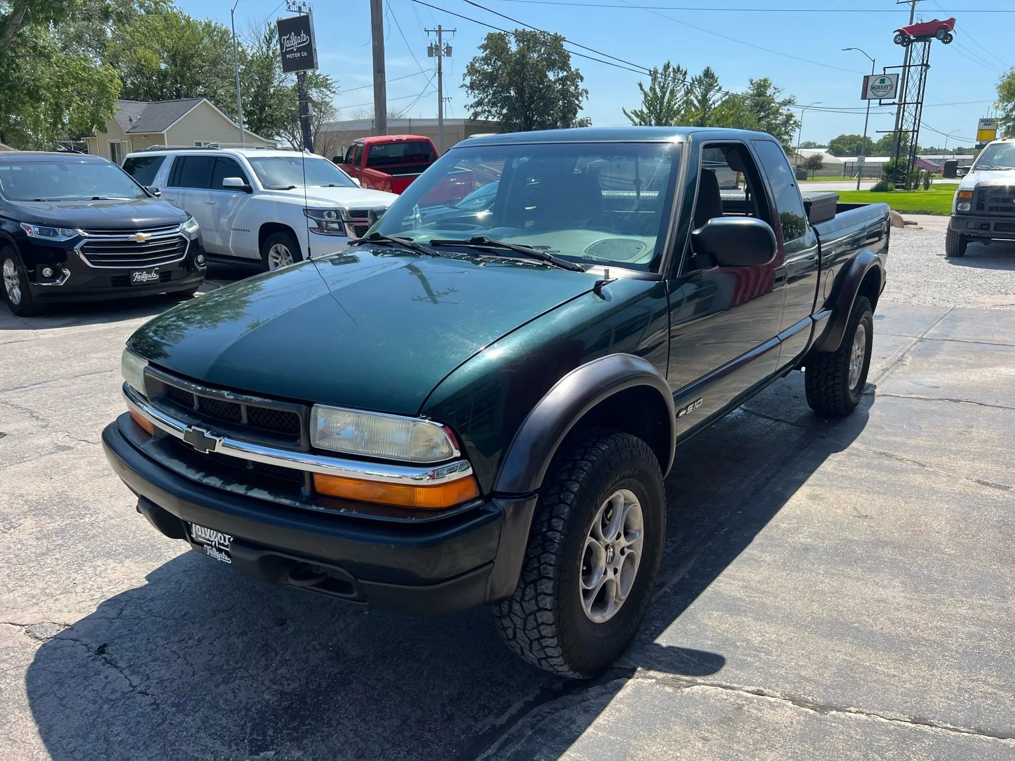 Used 2001 Chevrolet S10 Pickup 4x4 Extended Cab w/ Preferred Equipment Group image 4