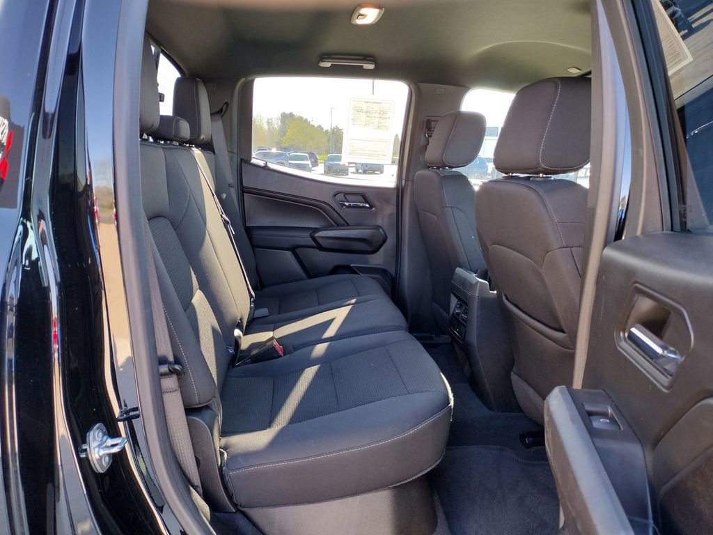 Used 2024 Chevrolet Colorado LT w/ LT Convenience Package AWD/4WD image 10