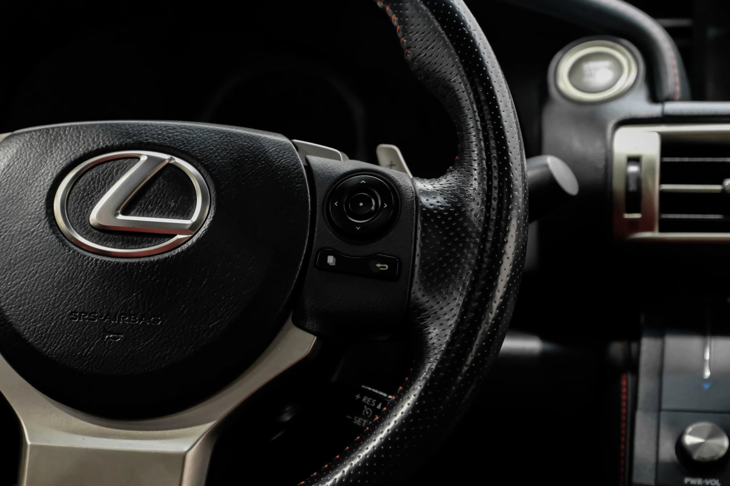 Used 2015 Lexus IS 350 w/ F-Sport Package RWD image 19