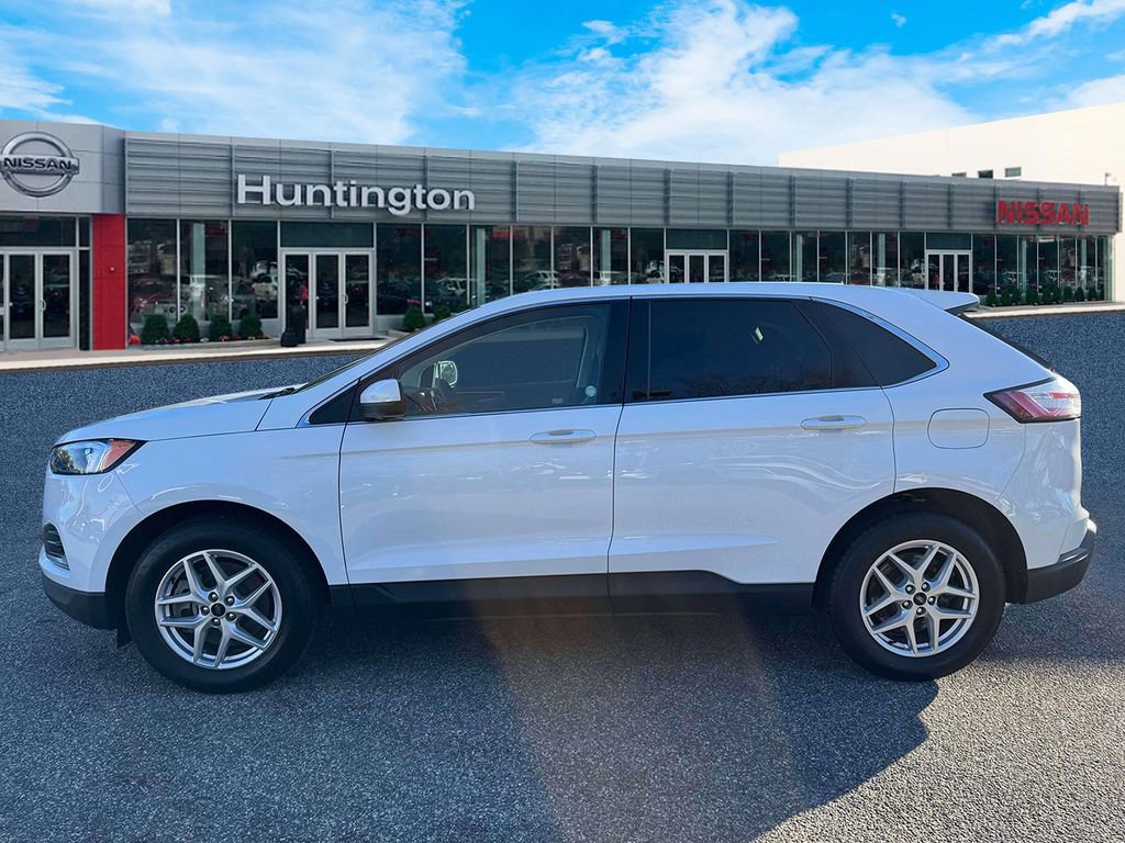 Used 2024 Ford Edge SEL image 5