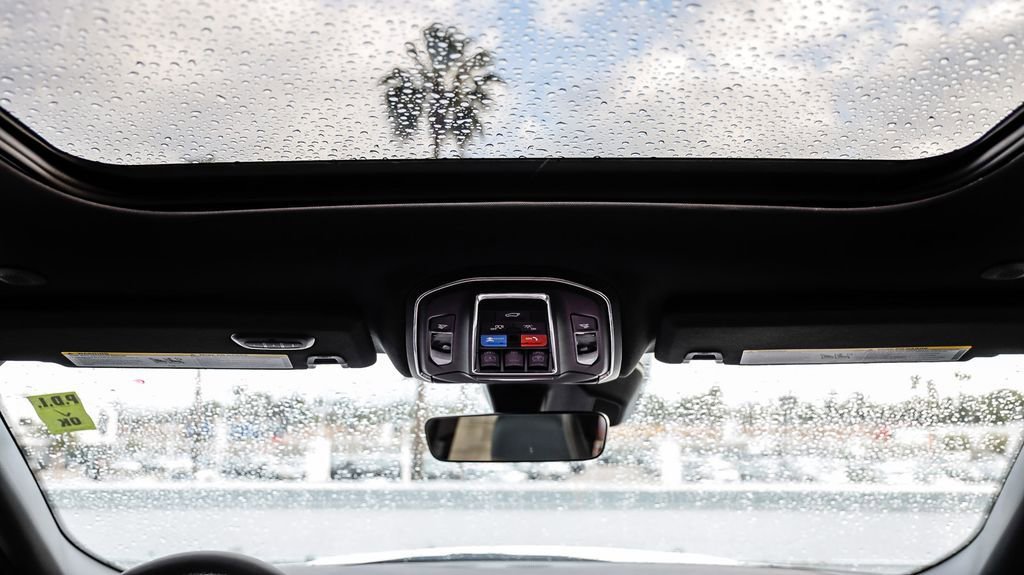 New 2026 Jeep Grand Cherokee Limited AWD/4WD image 19