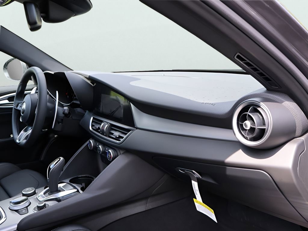 New 2026 Alfa Romeo Giulia AWD w/ Driving Assist Package image 12