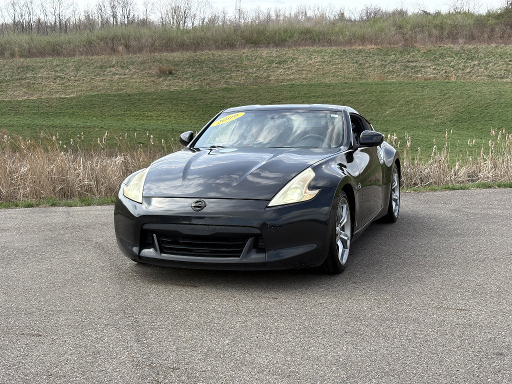 Used 2009 Nissan 370Z Touring w/ Sport Pkg