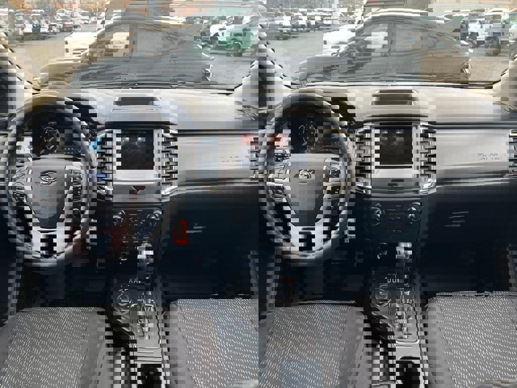 Used 2023 Ford Ranger XLT w/ Equipment Group 302A High image 9