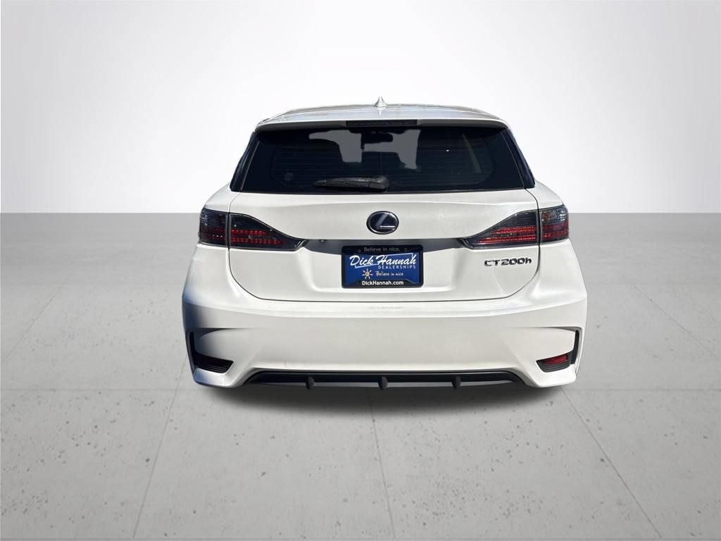 Used 2015 Lexus CT 200h w/ Navigation Package FWD image 7