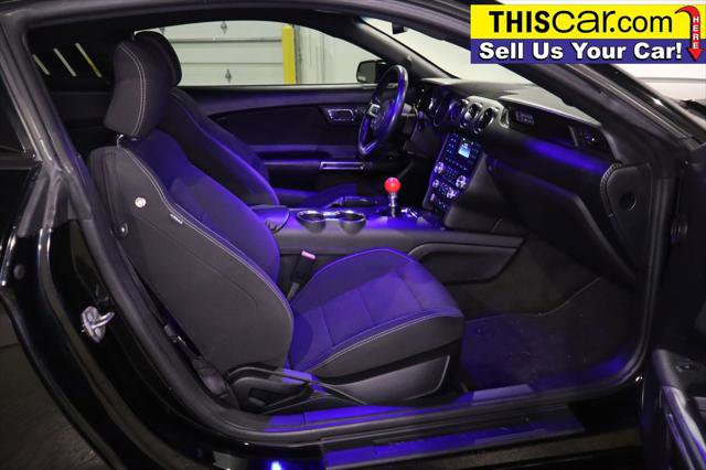 Used 2015 Ford Mustang Coupe image 24