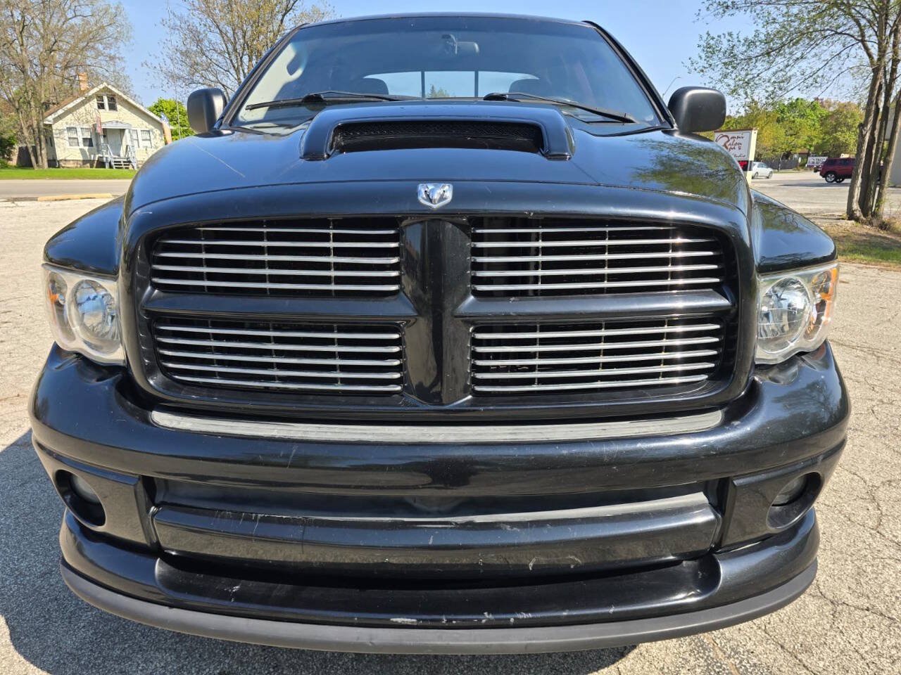 Used 2004 Dodge Ram 1500 Truck SLT w/ Sport Appearance Group AWD/4WD image 2